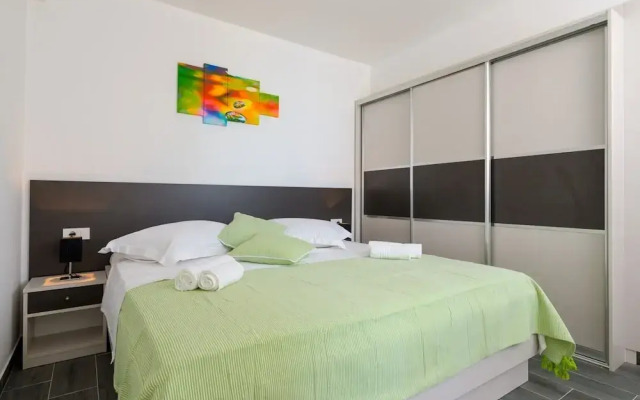 Villa Kabalero - Four-bedroom Villa With Private Pool