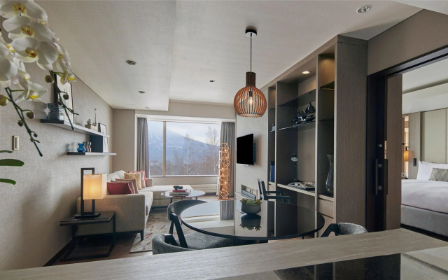 Hinode Hills Niseko Village - Small Luxury Hotels of The World