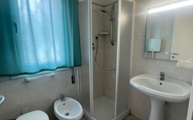 Comfortable Flat With Private Garden in Rosolina
