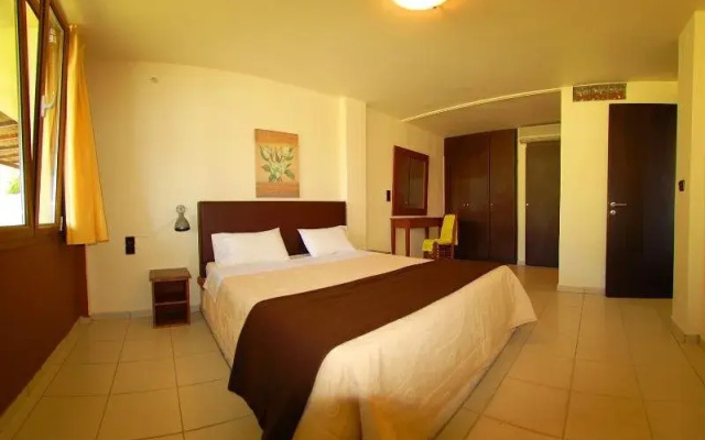Agnanti Suites