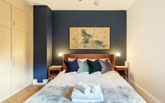 Beautiful 2 Bedroom Garden flat