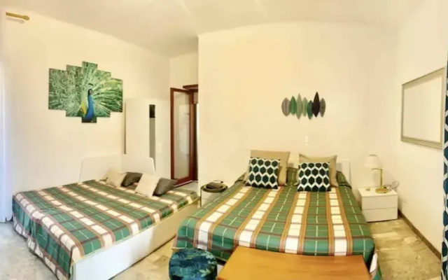 Penthouse 2-bed Apartment in Lido di Ostia