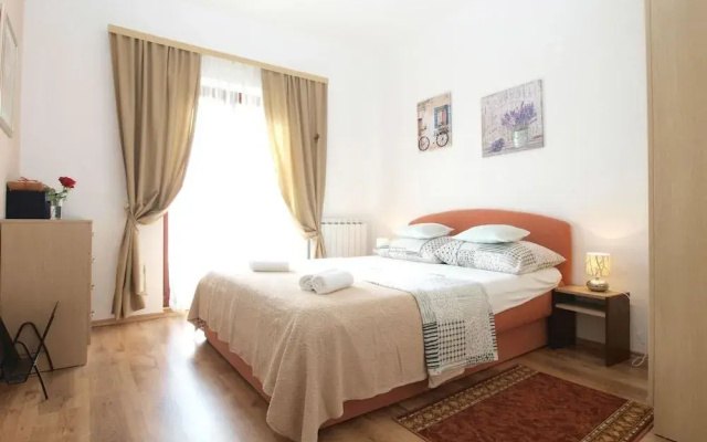 Apartment 91