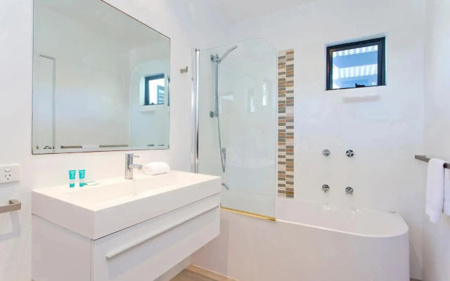 Beachside, family, pet-friendly in Sunshine Beach