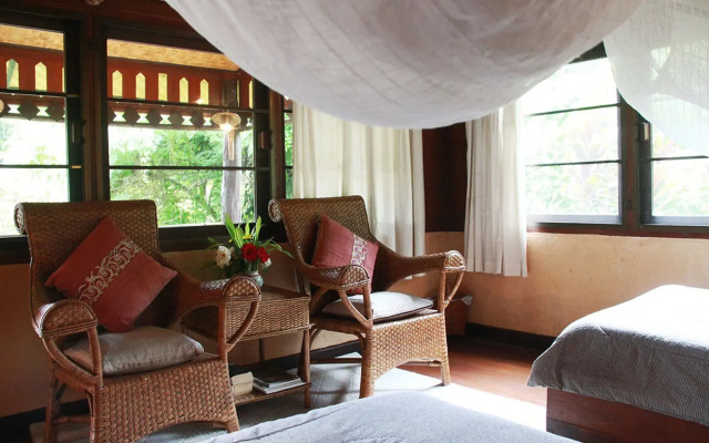 Mae-Sa Valley Farm Stay Resort