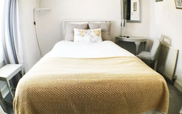 Hillside Bed & Breakfast