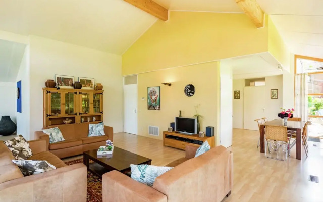 Villa in Biddinghuizen by Lake Vulwe