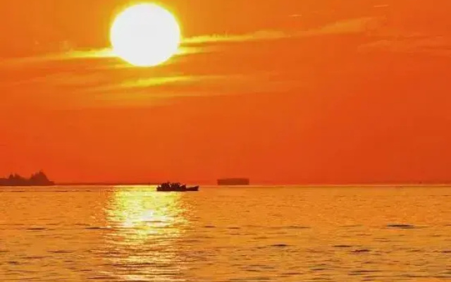 Sunset Pure Female Homestay