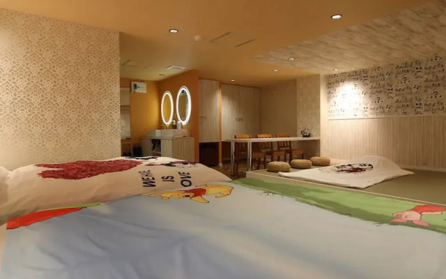J hotel