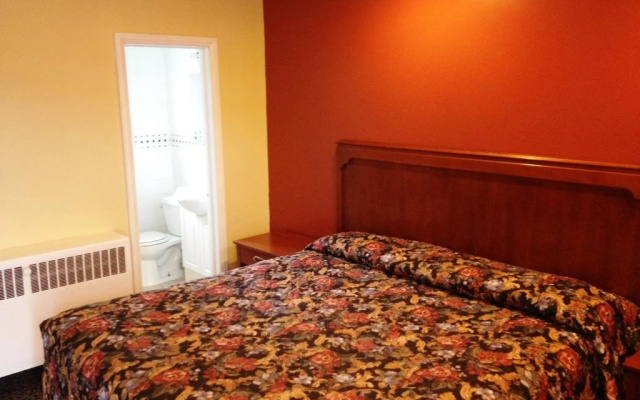Parkway Motel