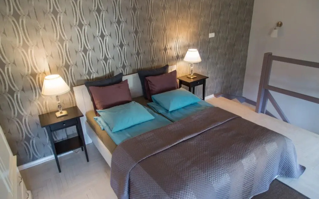 Gaya Apartments