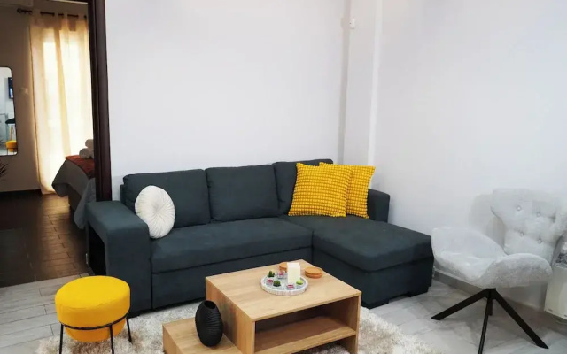 Athenian Petralona Suite