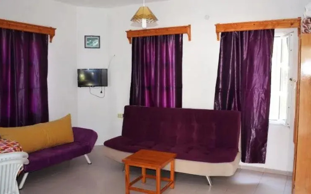 Ege Apartments