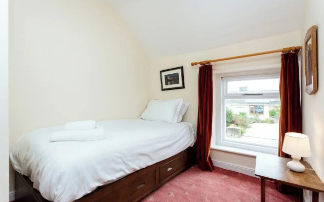 Percy Cottages No4