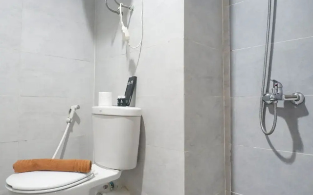 Cozy Living Studio Apartment At Taman Melati