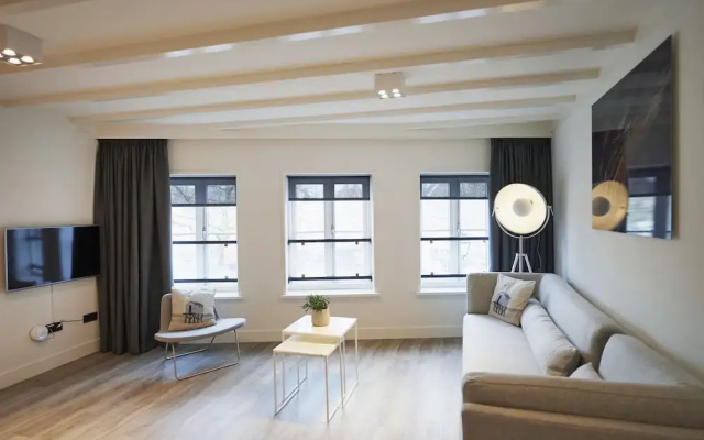 "DE BANK" - Hotel Apartments