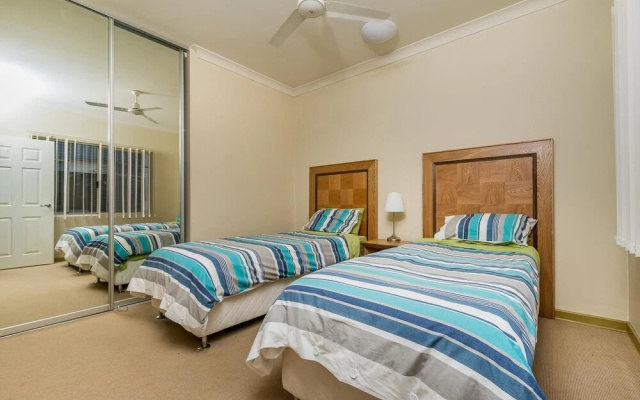 Seafront Unit 49