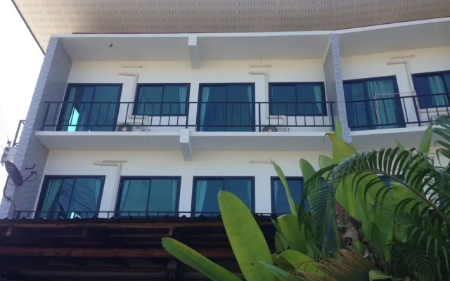 Sleep24 Pua Hostel