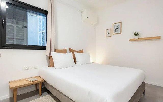 Ecletic by TLV2RENT