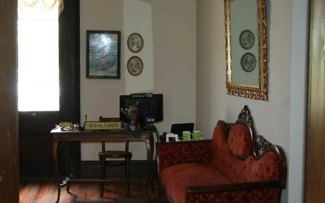 1818 Main Street Bed & Breakfast