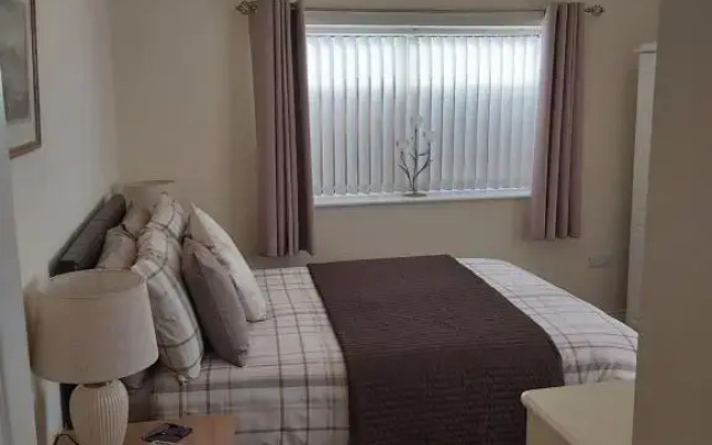 Oaktree Lodge