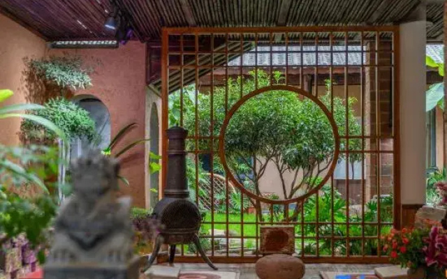 Xiyuan Homestay (Weishan Ancient City)