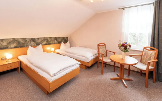 Hotel Waldhaus Waltershausen