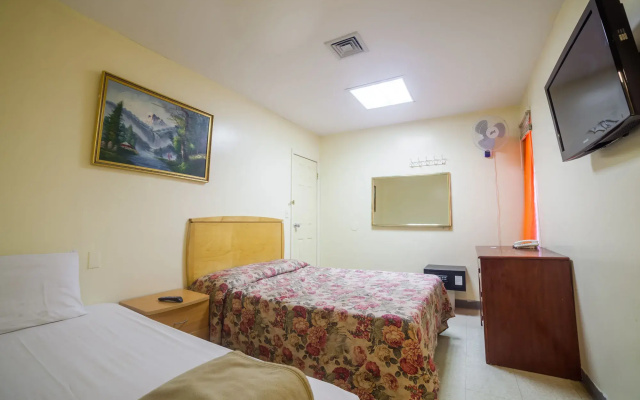 World Hotel