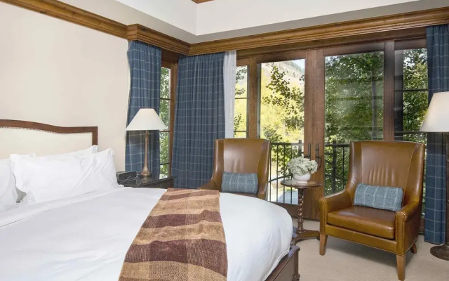 Ritz Carlton Vail #212 2 Bedroom Condo by RedAwning