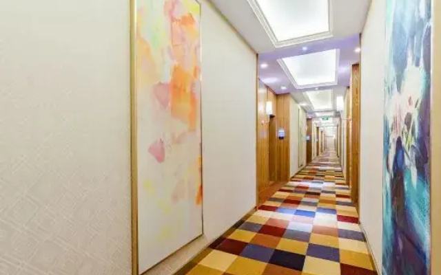 Bo'ai Junhuai Shangpin Hotel