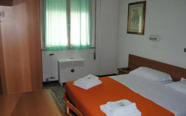 Hotel Trevi