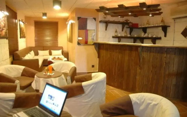 Al-Fanar Global Inn & Hotel Suites 1