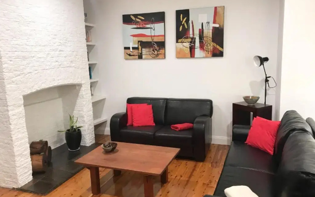 4 bedroom house - Walk to Southbank