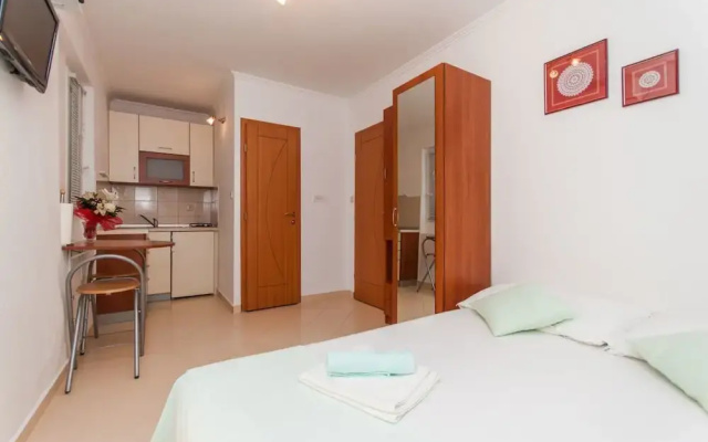 Apartments Ena