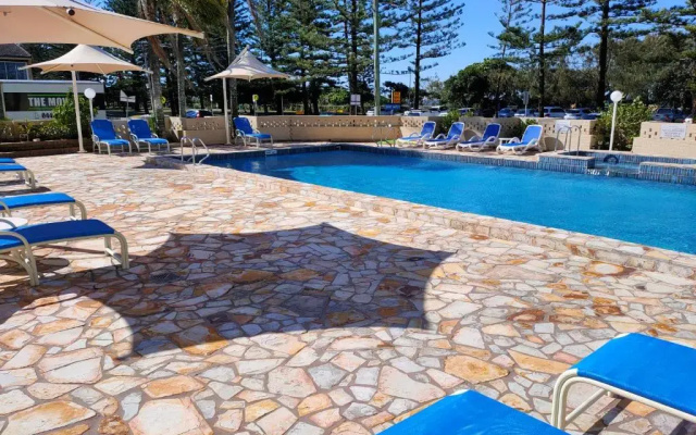Southern Cross Beachfront Holiday Apartments
