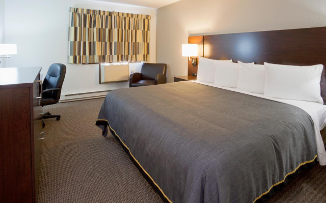 Fargo Inn and Suites