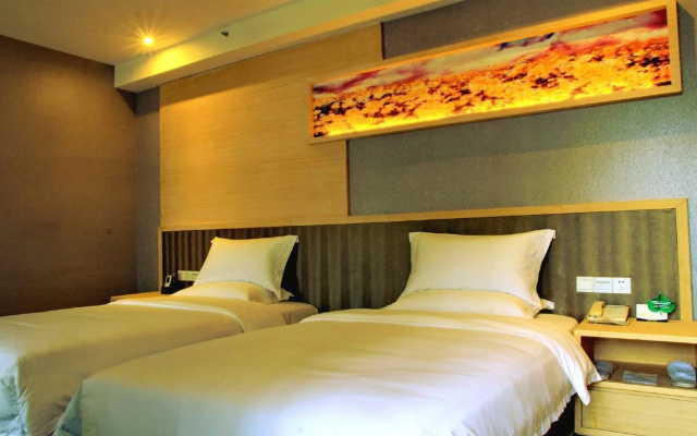 Neat Hotel