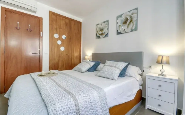 Coastal Getaway in Empuriabrava for 4