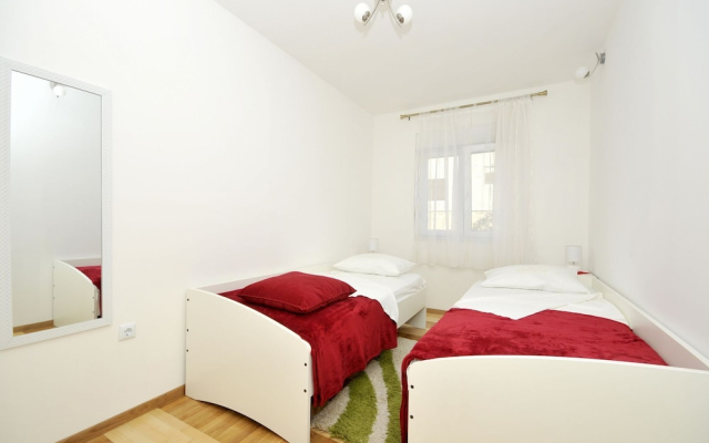 Apartments Ivica