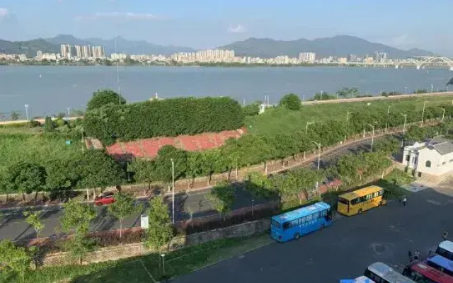 Chaozhou Xiangyuan Meisu(Chaozhou West Lake Store)