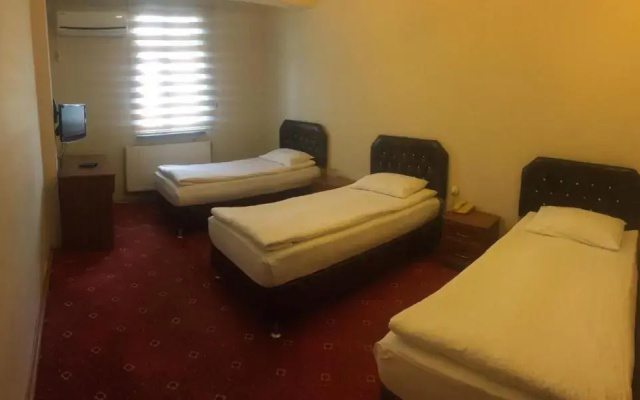 Hotel Berli̇n