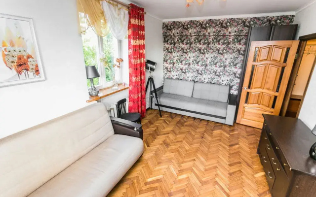 Apartments on Bolshoy Kondratyevskiy Pereulok