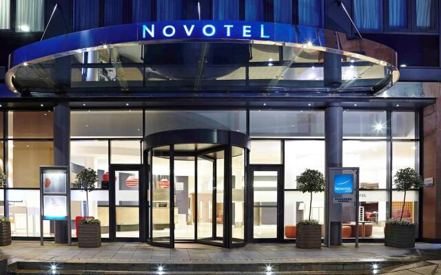 Отель Novotel Edinburgh Centre Великобритания, Эдинбург - отзывы, цены и фото номеров - забронировать отель Novotel Edinburgh Centre онлайн вид на фасад