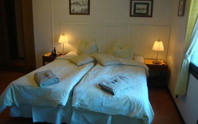 Cronin's Guesthouse B&B