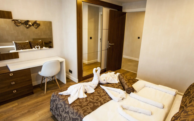 Liv Suit Hotel