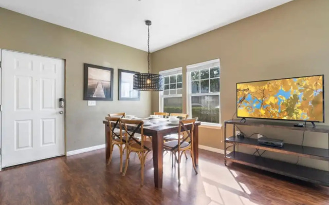 Amazing 4bdr House in Disney 20104