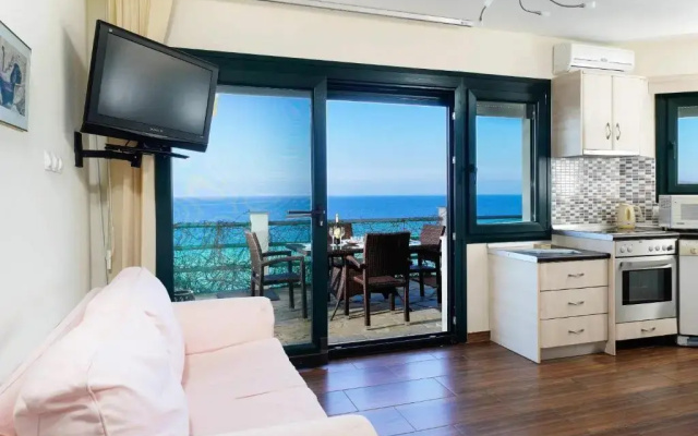 Giotas Sea View Apartment