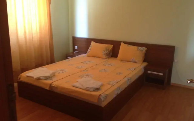 Gardenia Apartments