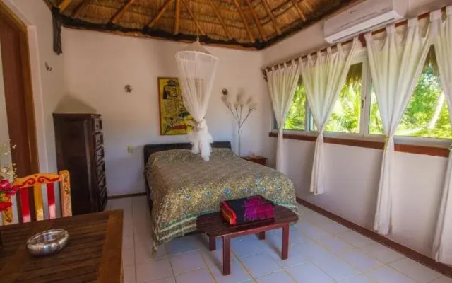 Hotel Que Onda