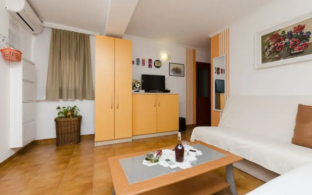 Apartment Svemir